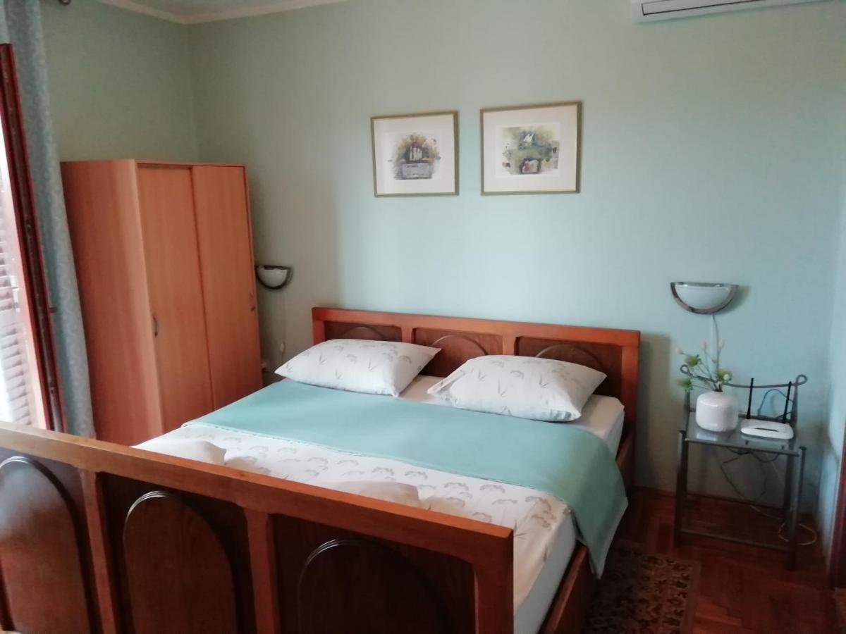Near Beach - Apartments Marica Ровинь Номер фото